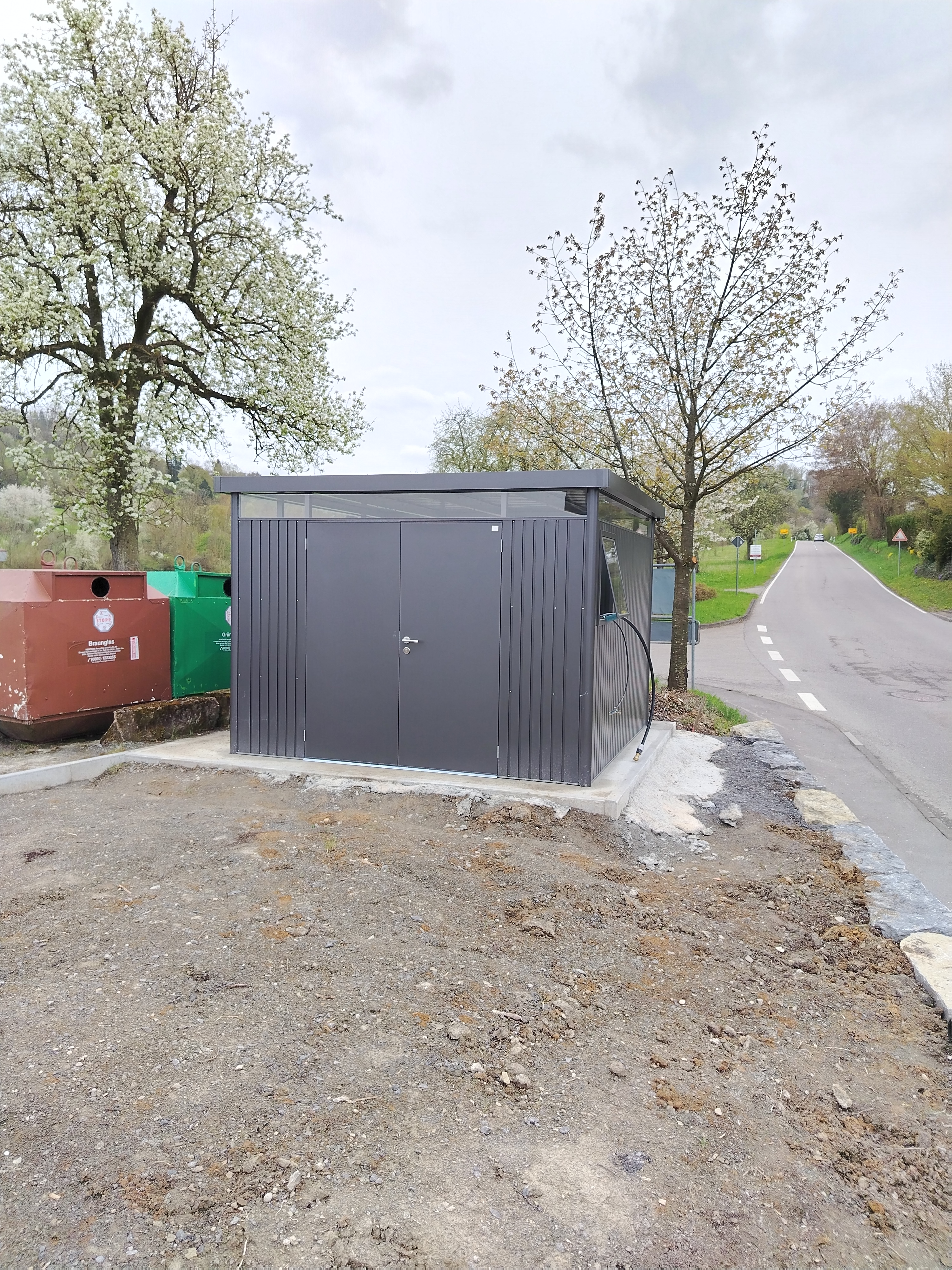 Container fertig Seite